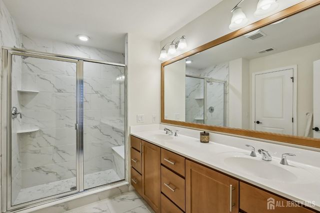 26 Wisteria Court, Monroe, NJ 08831