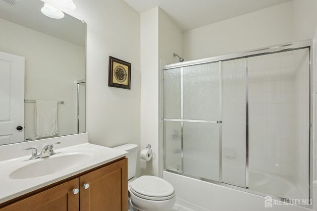 26 Wisteria Court, Monroe, NJ 08831