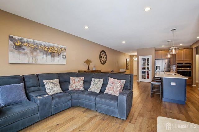 26 Wisteria Court, Monroe, NJ 08831