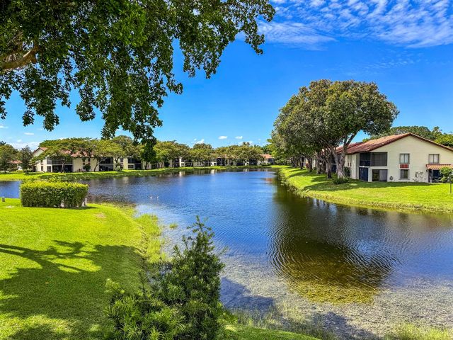 10624 Tropic Palm Avenue 202, Boynton Beach, FL 33437