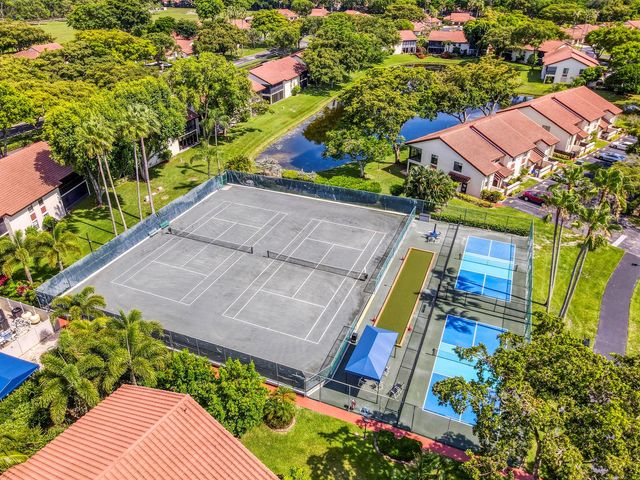 10624 Tropic Palm Avenue 202, Boynton Beach, FL 33437