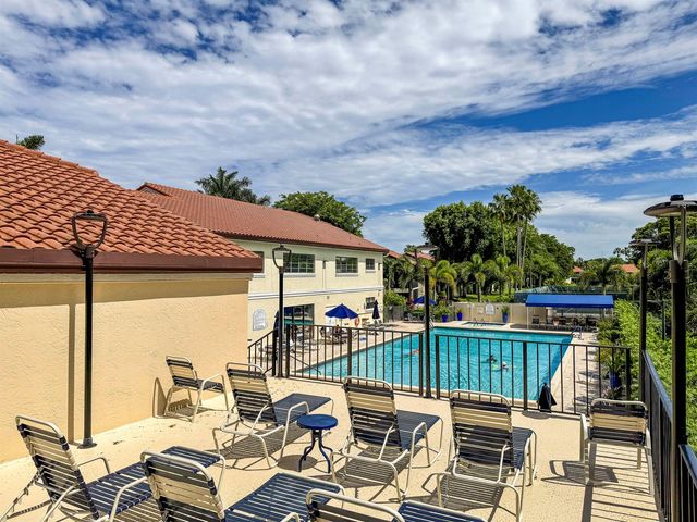 10624 Tropic Palm Avenue 202, Boynton Beach, FL 33437