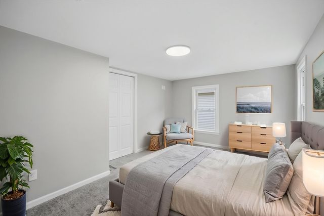 55 Fuller St, Chicopee, MA 01020