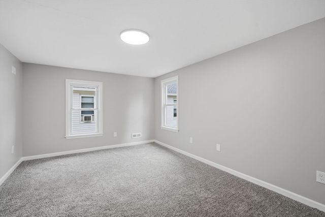 55 Fuller St, Chicopee, MA 01020