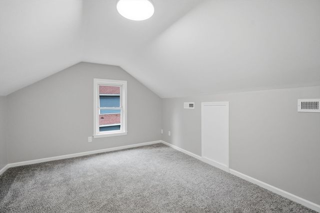 55 Fuller St, Chicopee, MA 01020