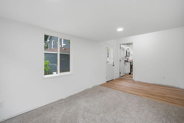 55 Fuller St, Chicopee, MA 01020