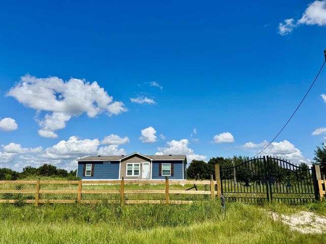 14615 NW 246th Street, Okeechobee, FL 34972