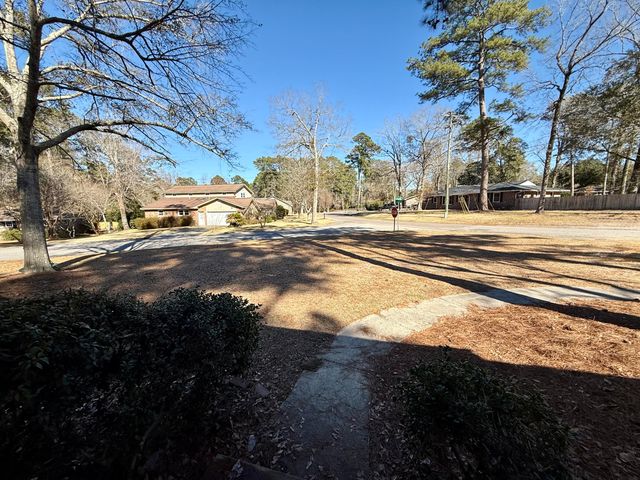 112 Dogwood Circle, Summerville, SC 29485