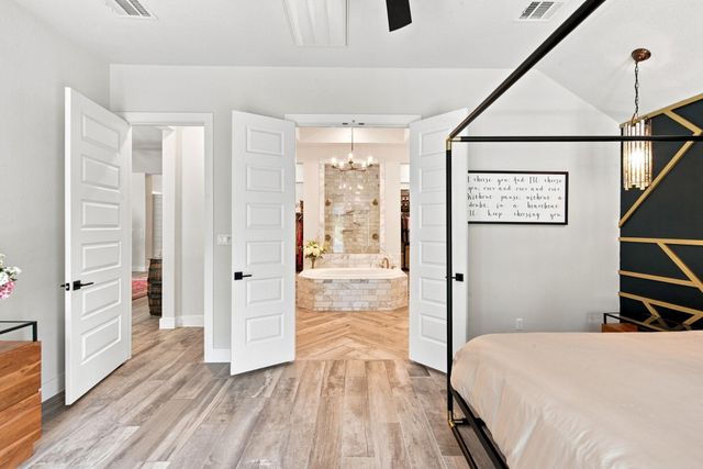 168 Gaston DR, Bastrop, TX 78602