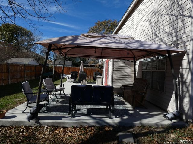 729 Willow Crossing, New Braunfels, TX 78130