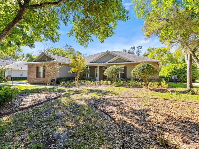 6107 KINGBIRD MANOR DRIVE, Lithia, FL 33547