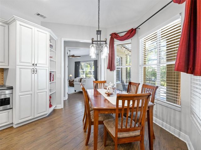 6107 KINGBIRD MANOR DRIVE, Lithia, FL 33547