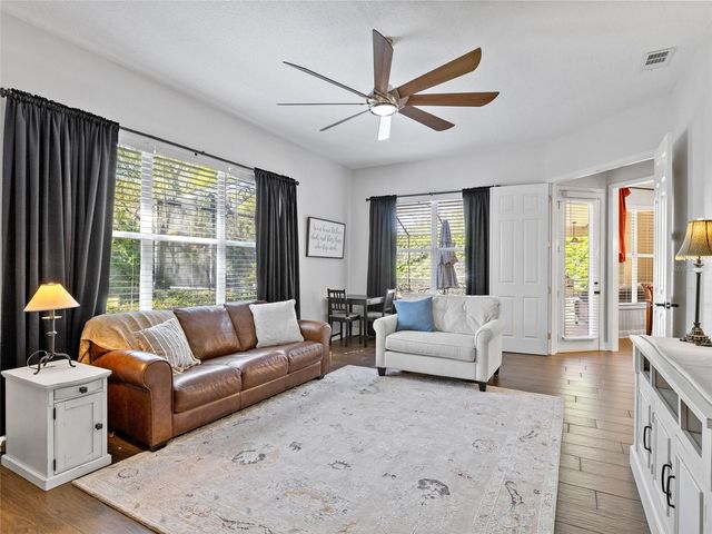 6107 KINGBIRD MANOR DRIVE, Lithia, FL 33547