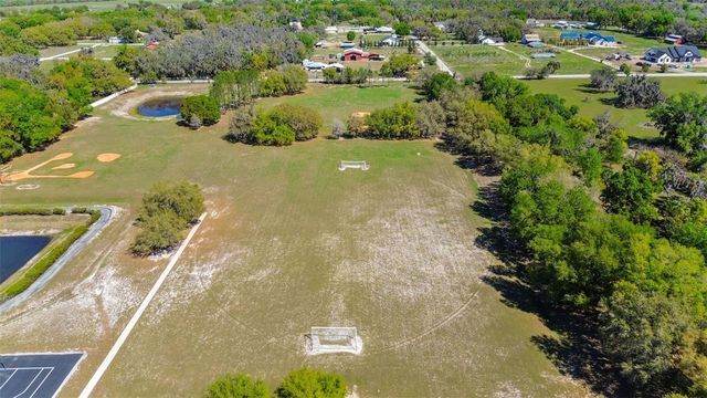 6107 KINGBIRD MANOR DRIVE, Lithia, FL 33547