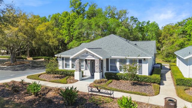 6107 KINGBIRD MANOR DRIVE, Lithia, FL 33547