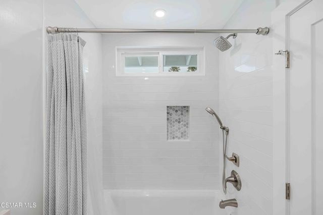 5113 Whitecap Street, Oxnard, CA 93035