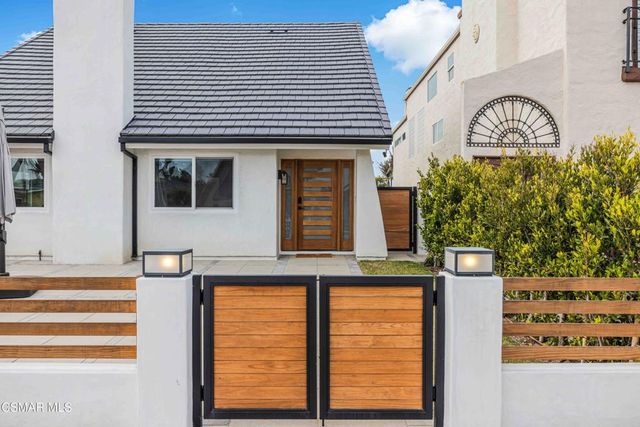 5113 Whitecap Street, Oxnard, CA 93035