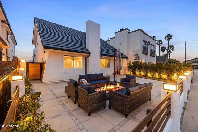 5113 Whitecap Street, Oxnard, CA 93035