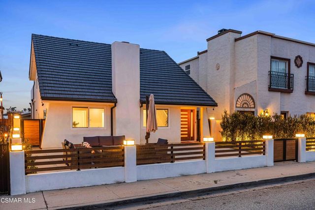 5113 Whitecap Street, Oxnard, CA 93035