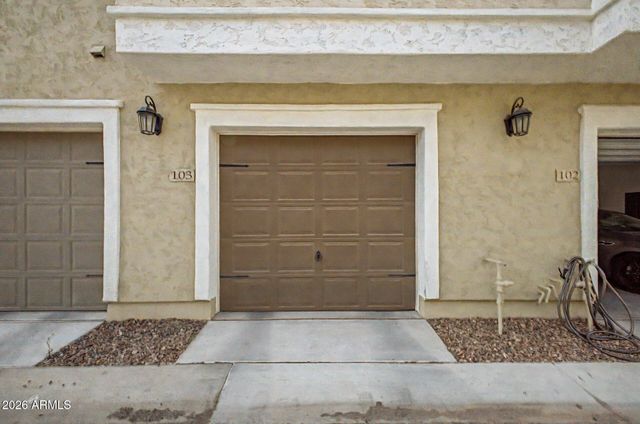 1821 E BERNIE Lane 103, Gilbert, AZ 85295