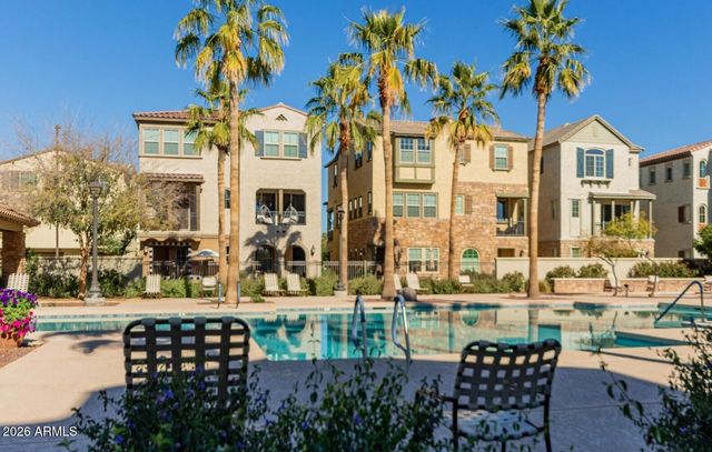 1821 E BERNIE Lane 103, Gilbert, AZ 85295
