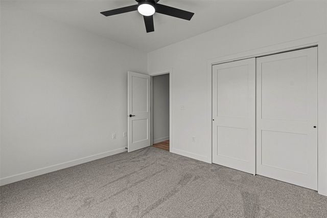 801 Crestview Drive, Solon, IA 52333