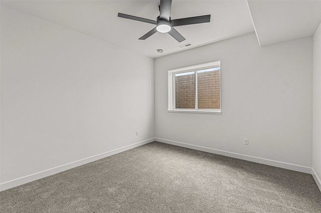801 Crestview Drive, Solon, IA 52333
