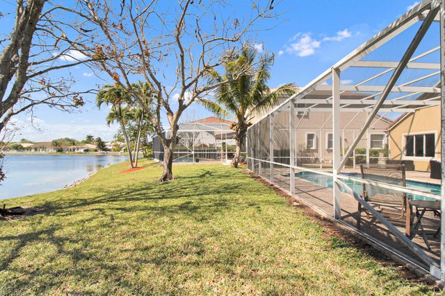 1948 NW 130th Avenue, Pembroke Pines, FL 33028