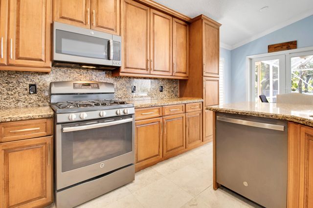 1948 NW 130th Avenue, Pembroke Pines, FL 33028