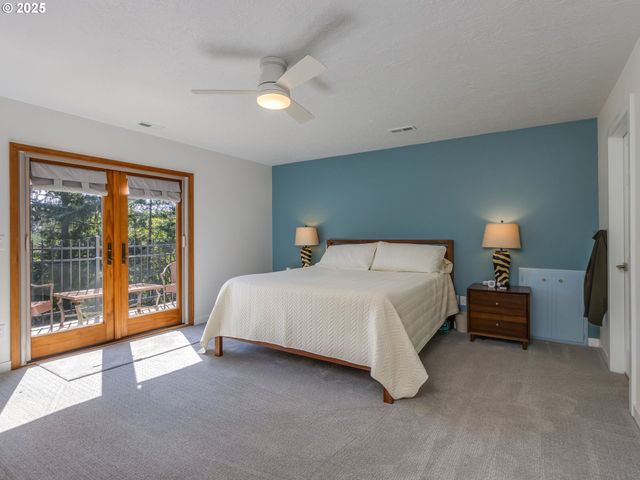 12720 S CARUS Rd, Oregon City, OR 97045