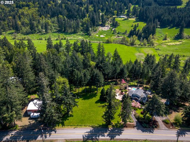 12720 S CARUS Rd, Oregon City, OR 97045