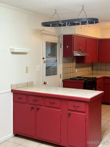 3608 Merrifield Drive, Valley Grande, AL 36703