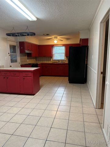 3608 Merrifield Drive, Valley Grande, AL 36703