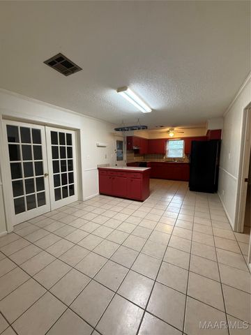 3608 Merrifield Drive, Valley Grande, AL 36703