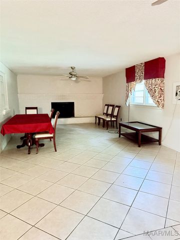 3608 Merrifield Drive, Valley Grande, AL 36703