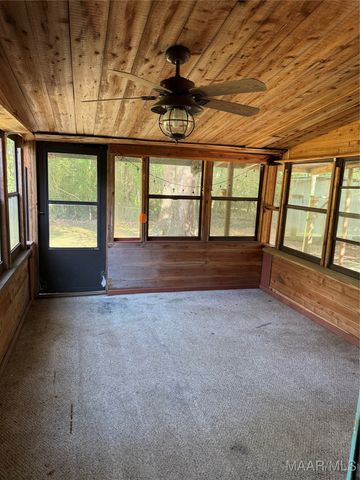 3608 Merrifield Drive, Valley Grande, AL 36703