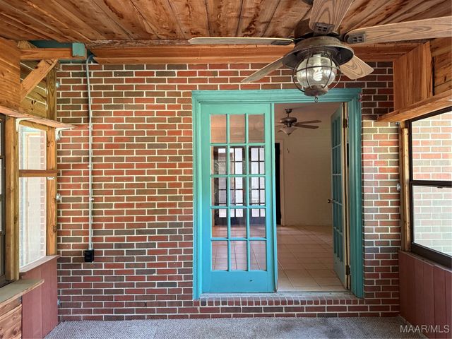 3608 Merrifield Drive, Valley Grande, AL 36703