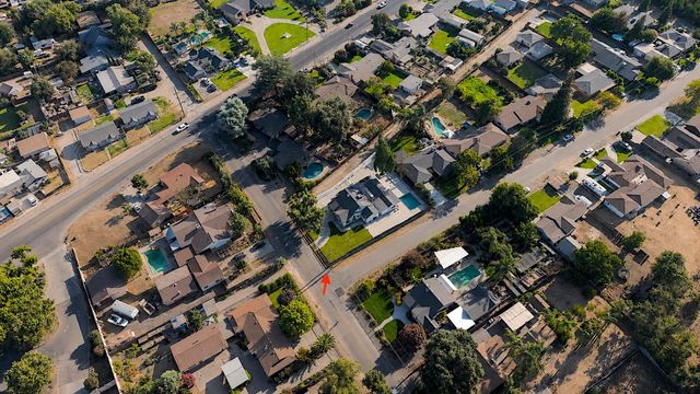 1729 Ohio Ave, Modesto, CA 95358