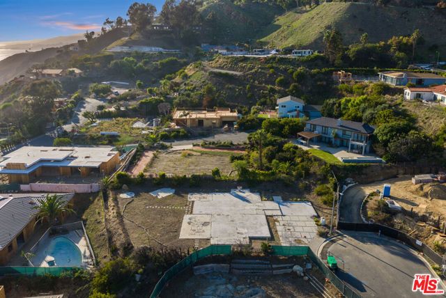20494 Royal Stone Drive, Malibu, CA 90265