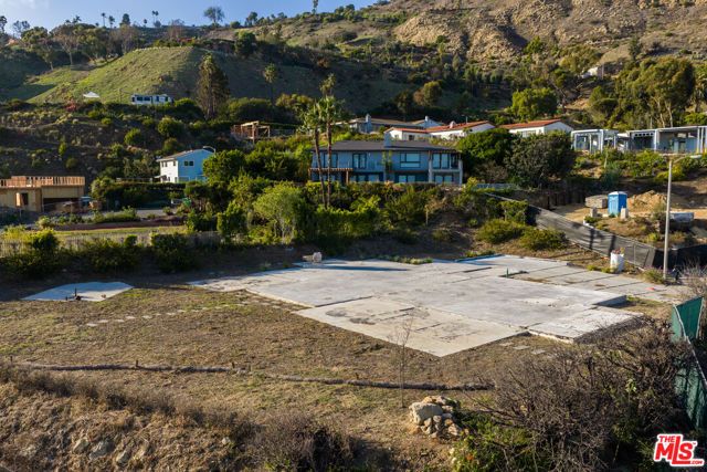 20494 Royal Stone Drive, Malibu, CA 90265
