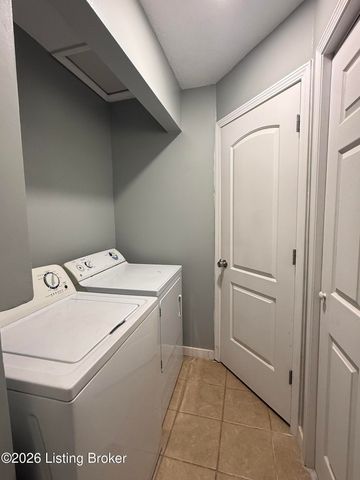 13900 S Lyons Ave, Louisville, KY 40272