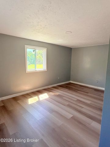 13900 S Lyons Ave, Louisville, KY 40272
