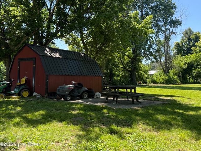 13900 S Lyons Ave, Louisville, KY 40272