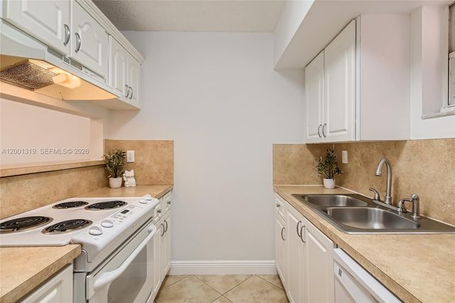 29 Santillane Ave 2, Coral Gables, FL 33134