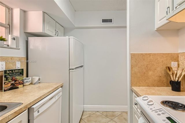 29 Santillane Ave 2, Coral Gables, FL 33134