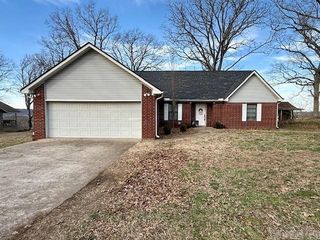 26 Riverview Rd, Southside, AR 72501