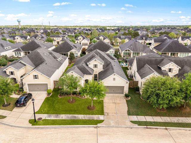 3418 Sherbrooke Manor Court, Houston, TX 77059