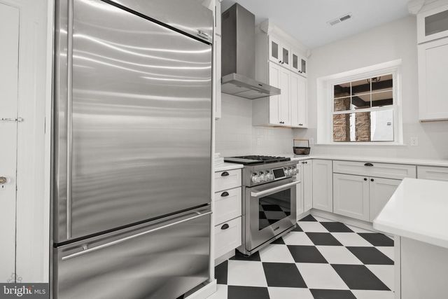 50 W UPSAL ST, Philadelphia, PA 19119