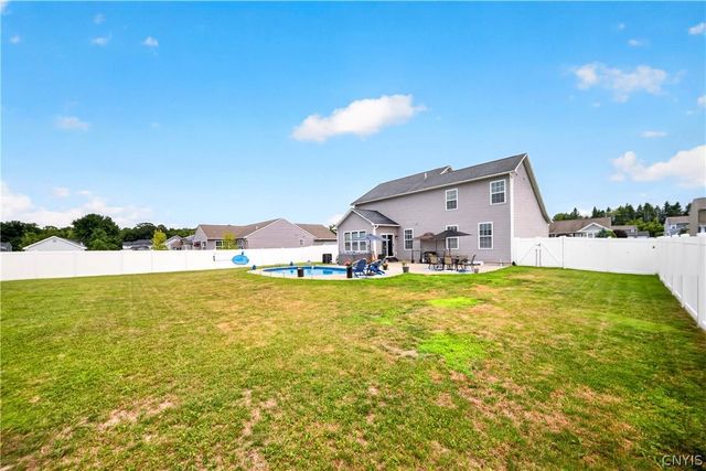 4815 Lepinske Farm Place, Clay, NY 13041