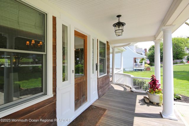 52 Navesink Avenue, Highlands, NJ 07732